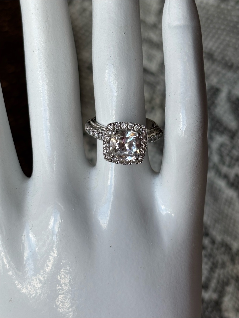 TACORI size 5 ring, marked CZ925 China